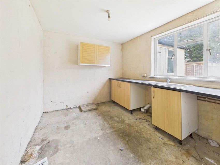 Images for Oakleaze, Longlevens, Gloucester