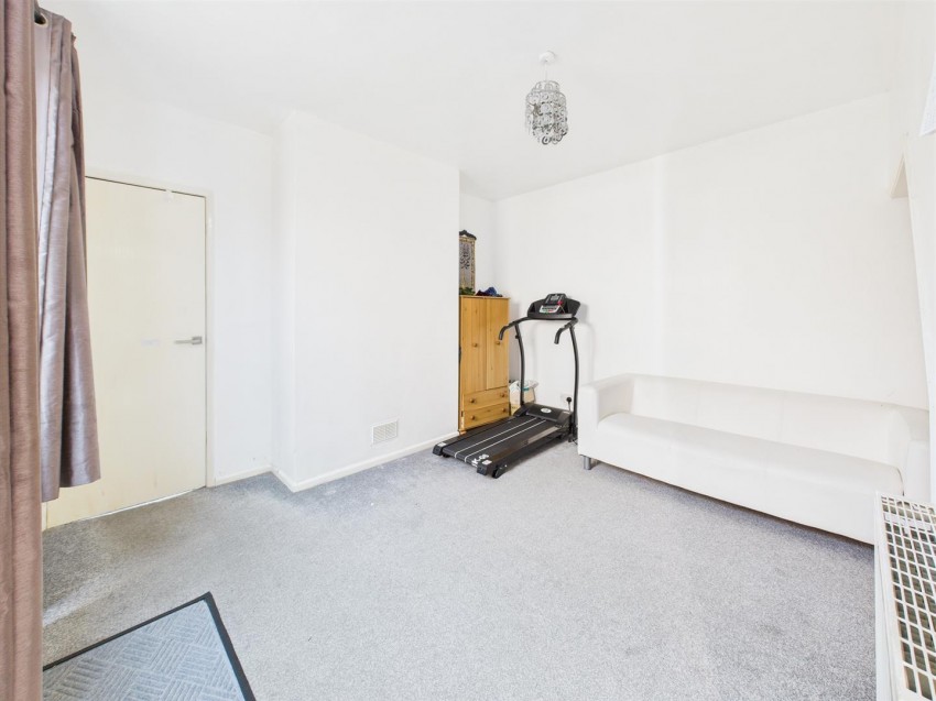 Images for Melbourne Street East, Gloucester