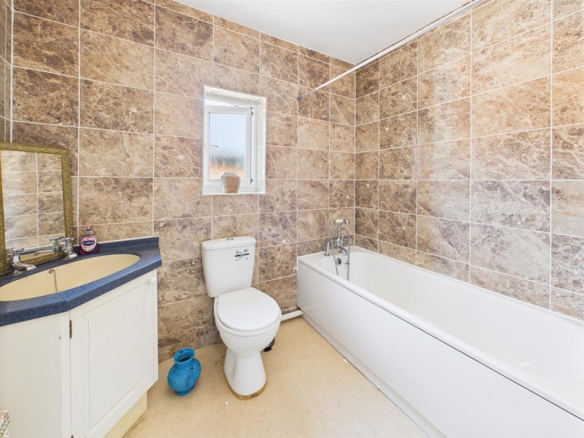 Images for Melbourne Street East, Gloucester