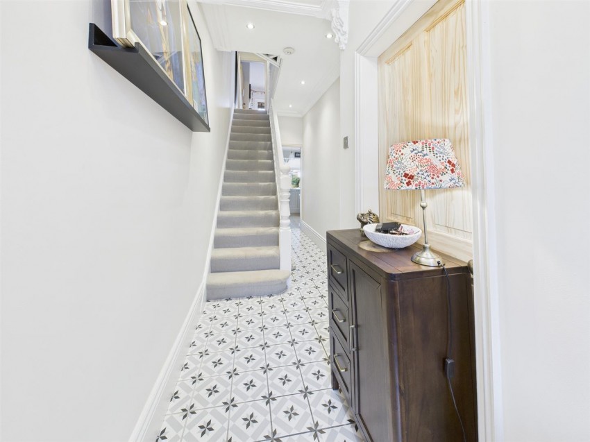 Images for Bloomfield Road, Linden, Gloucester