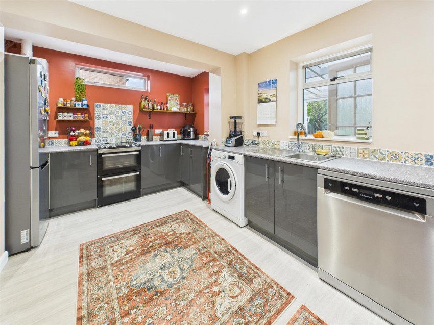 Images for Park Avenue, Longlevens, Gloucester