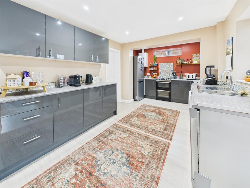 Images for Park Avenue, Longlevens, Gloucester