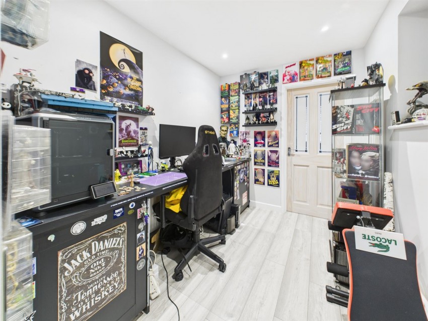 Images for Sivell Close, Longford, Gloucester