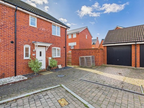 View Full Details for Hawthorne Close, Brockworth, Gloucester