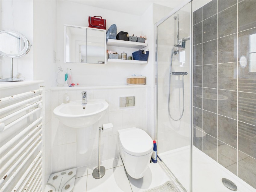 Images for Hawthorne Close, Brockworth, Gloucester