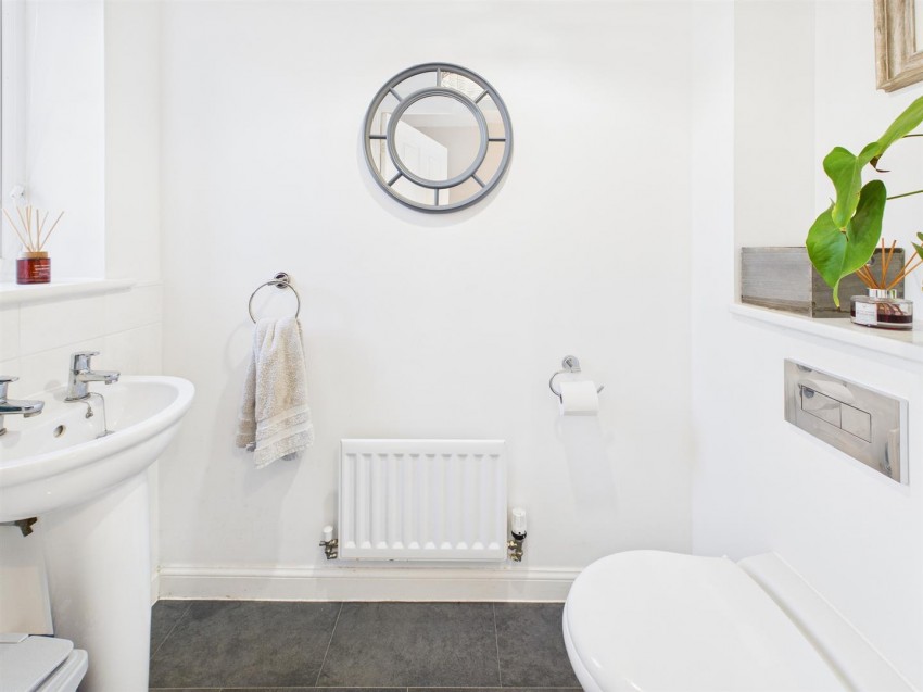 Images for Hawthorne Close, Brockworth, Gloucester