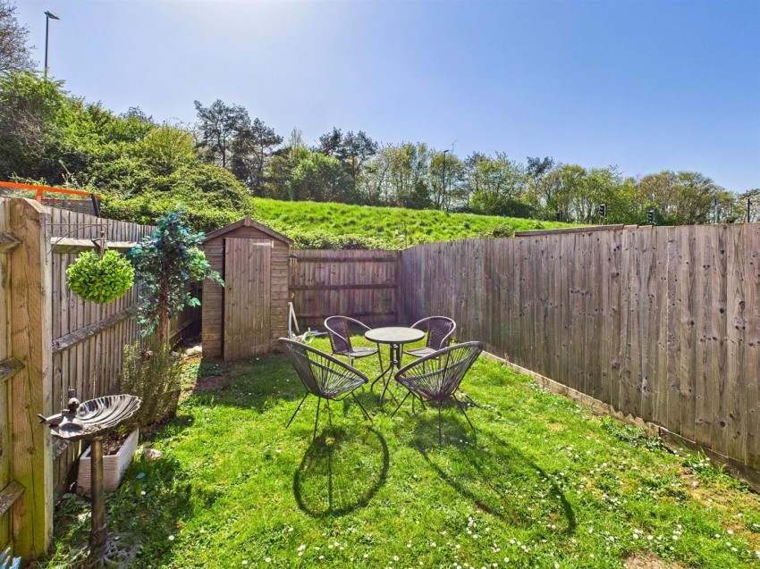 Images for Whitefield Crescent, Longford, Gloucester