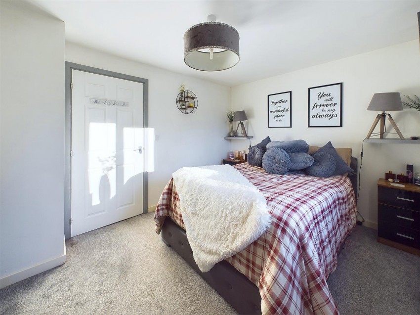 Images for Whitefield Crescent, Longford, Gloucester