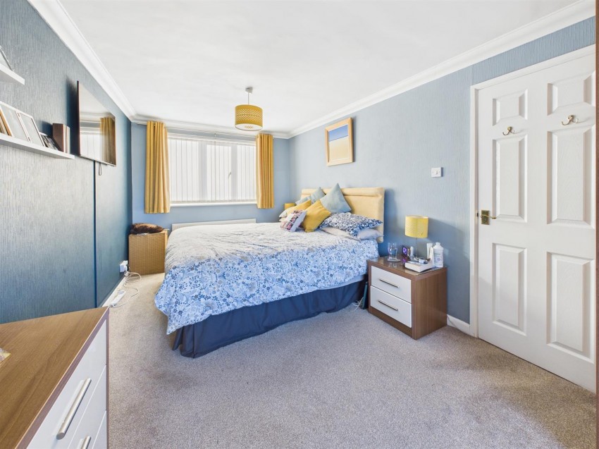 Images for Park Avenue, Longlevens, Gloucester