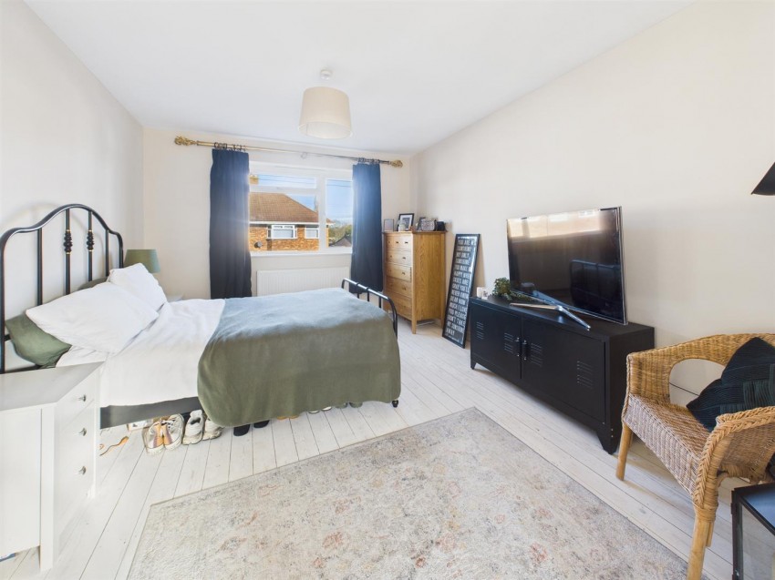 Images for Park Avenue, Longlevens, Gloucester