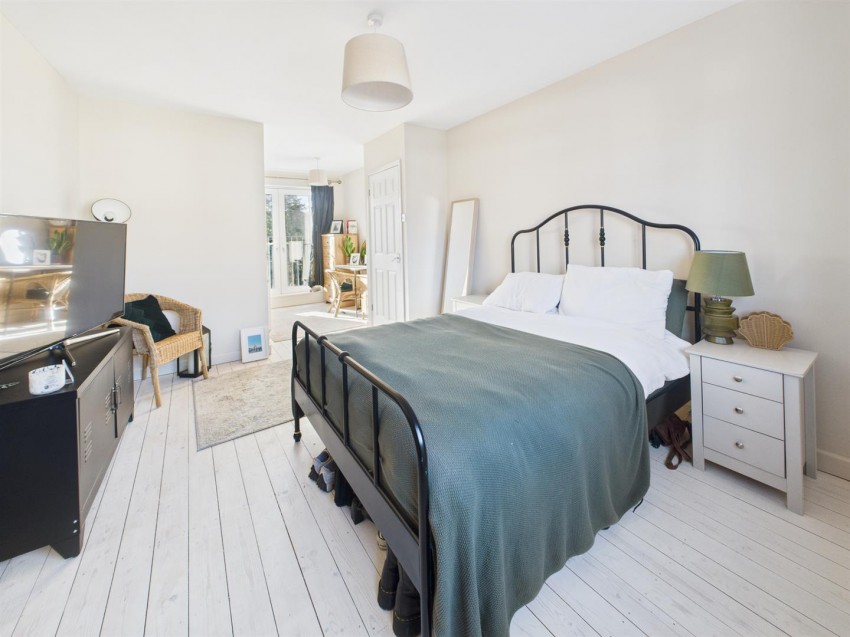 Images for Park Avenue, Longlevens, Gloucester