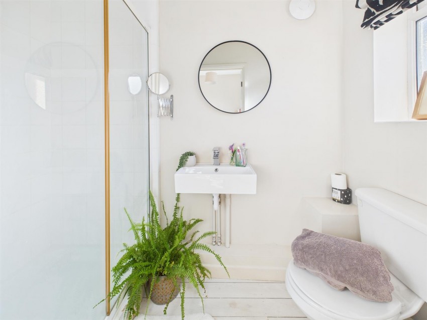 Images for Park Avenue, Longlevens, Gloucester