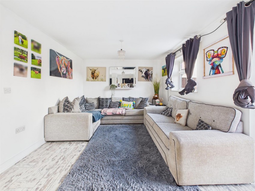 Images for Oakleaze, Longlevens, Gloucester