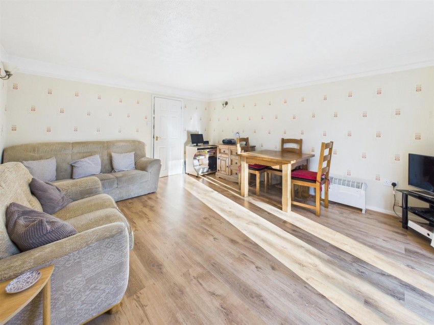 Images for Armscroft Gardens, Gloucester