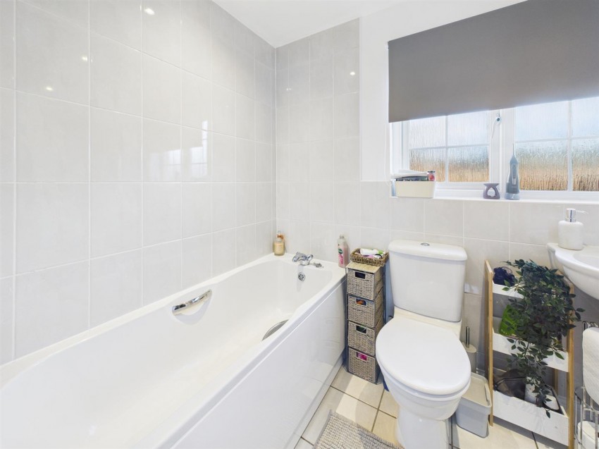 Images for Lyneham Drive, Quedgeley, Gloucester