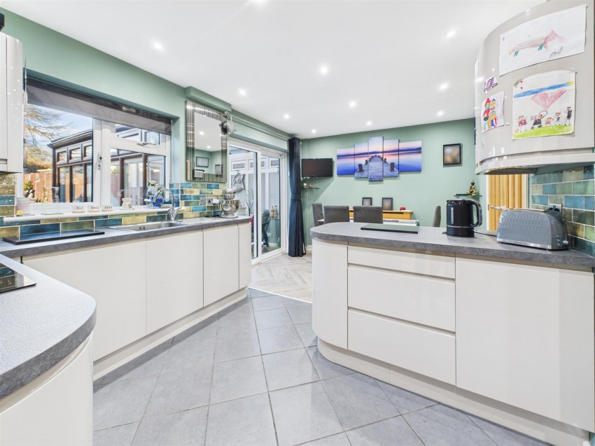 Images for Hempsted Lane, Gloucester