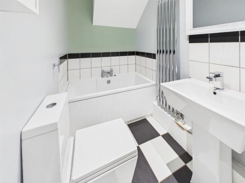 Images for Longford Lane, Longlevens, Gloucester