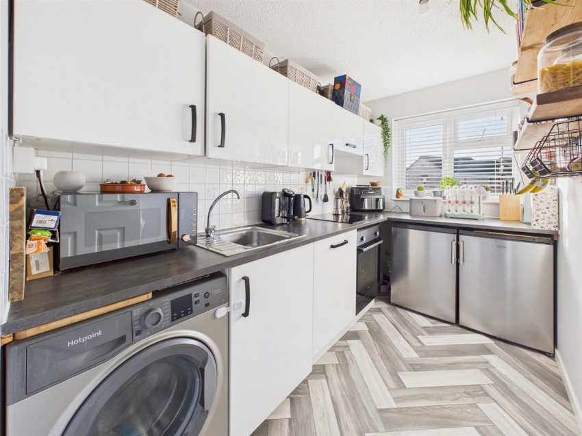 Images for Raleigh Close, Churchdown, Gloucester