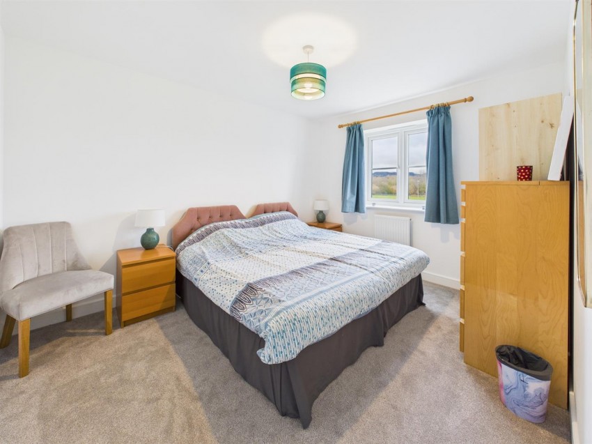 Images for Farmhouse Road, Gloucester