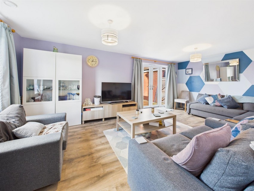 Images for Farmhouse Road, Gloucester