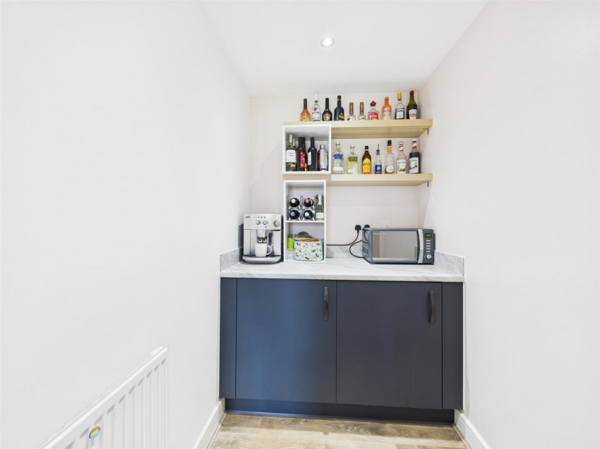 Images for Farmhouse Road, Gloucester