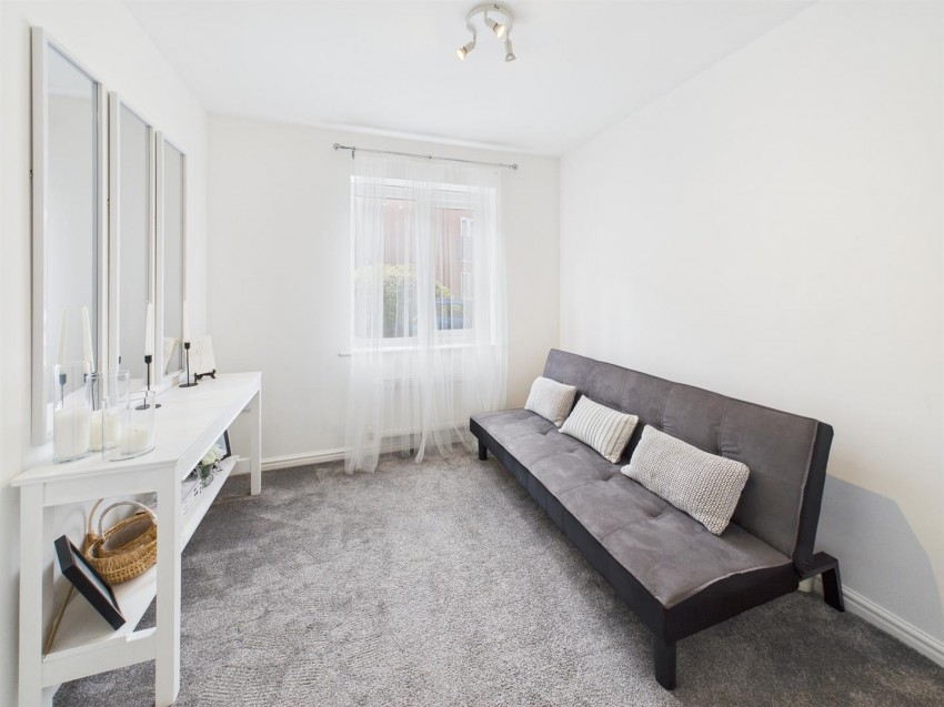 Images for Longhorn Avenue, Gloucester