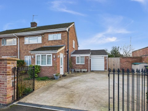 View Full Details for Barnwood Avenue, Gloucester