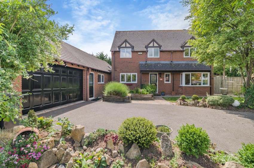 Images for Sovereign Chase, Staunton, Gloucester