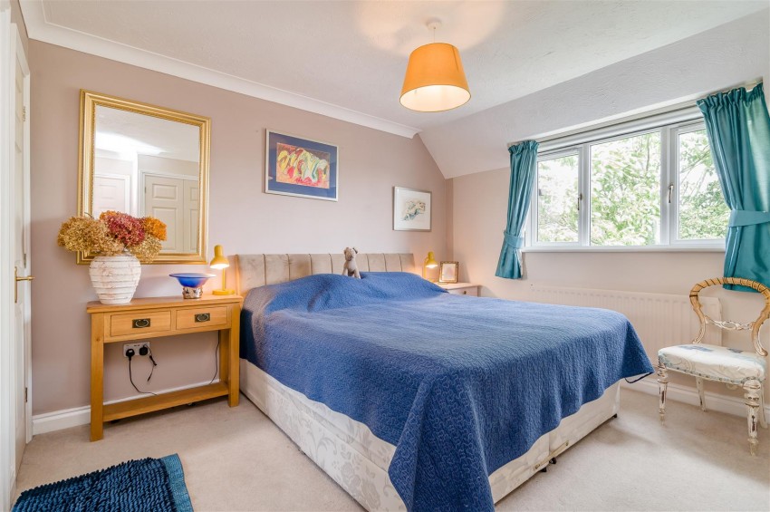 Images for Sovereign Chase, Staunton, Gloucester