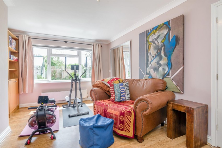 Images for Sovereign Chase, Staunton, Gloucester