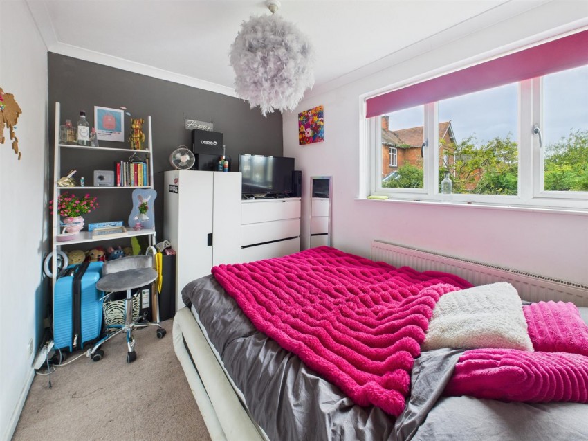 Images for Insley Gardens, Hucclecote, Gloucester