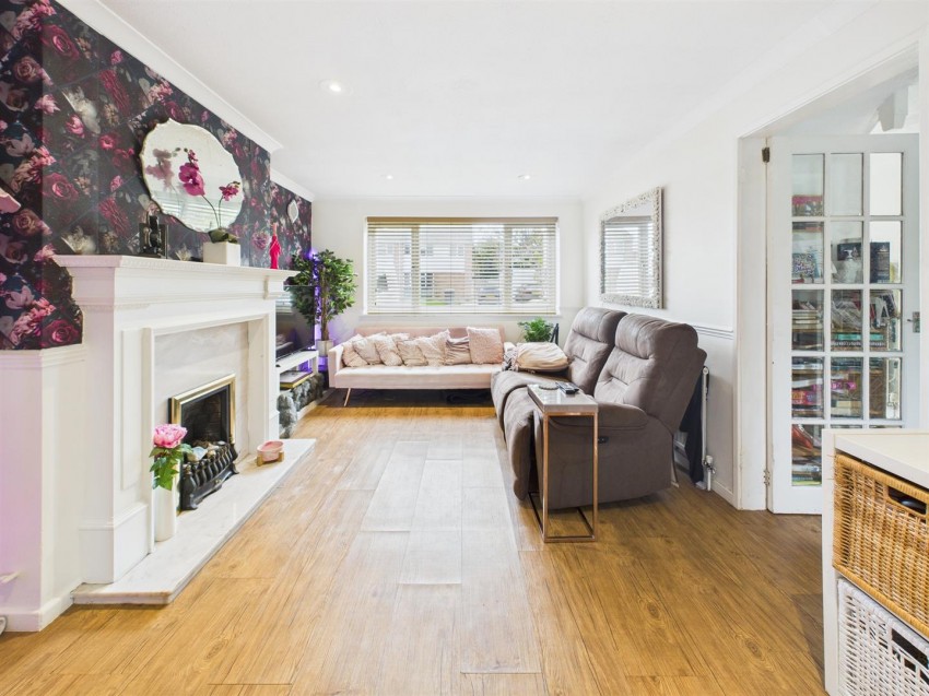 Images for Insley Gardens, Hucclecote, Gloucester