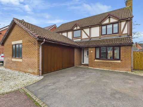 View Full Details for Vernal Close, Abbeymead, Gloucester