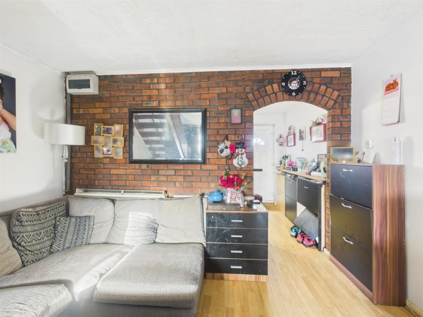 Images for Maldon Gardens, Gloucester