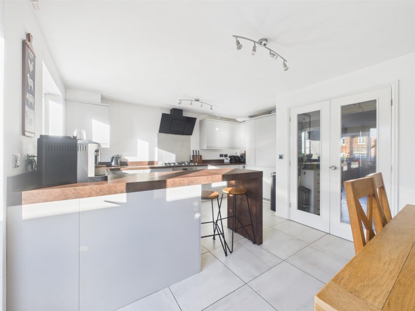 Images for Digby Green Kingsway, Gloucester