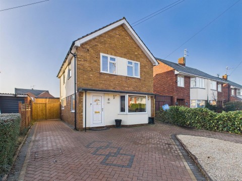 View Full Details for Park Avenue, Longlevens, Gloucester