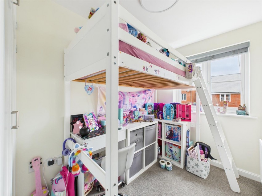 Images for Robinswood Close, Brockworth, Gloucester