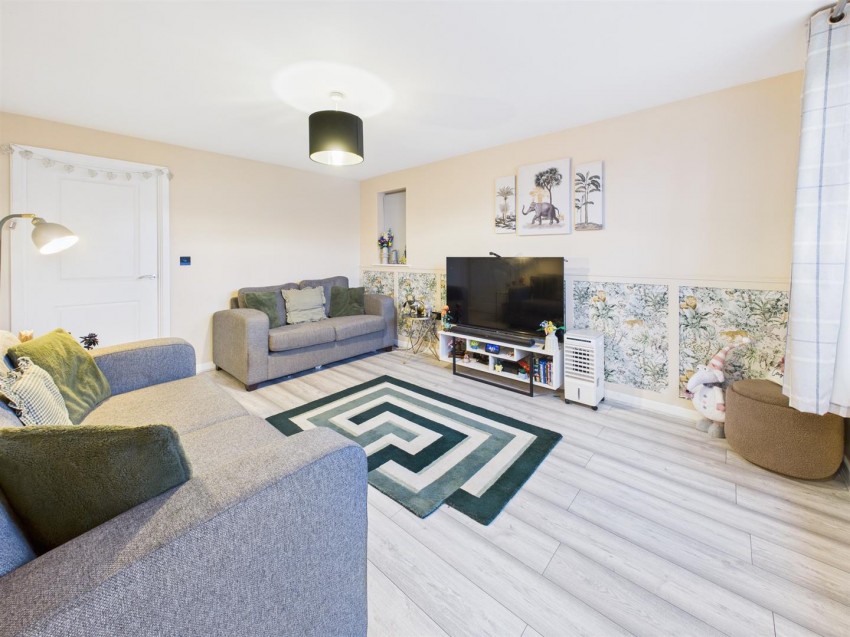 Images for Hyatt Close, Longford