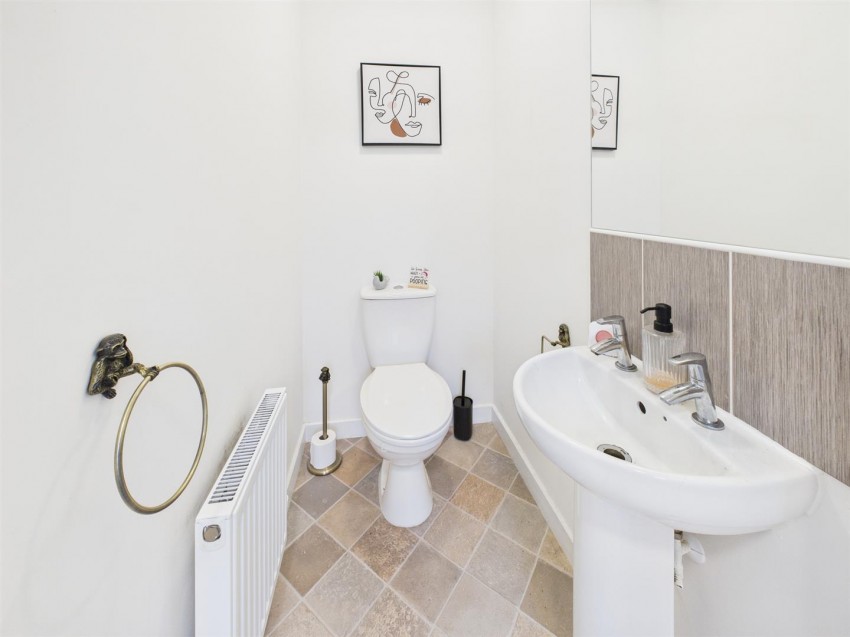 Images for Hyatt Close, Longford