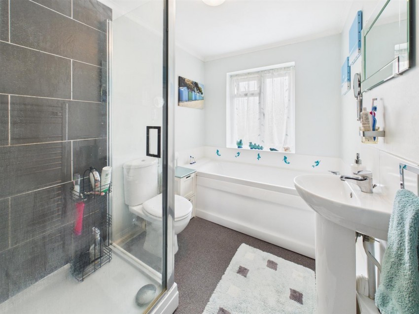 Images for Paygrove Lane, Longlevens, Gloucester