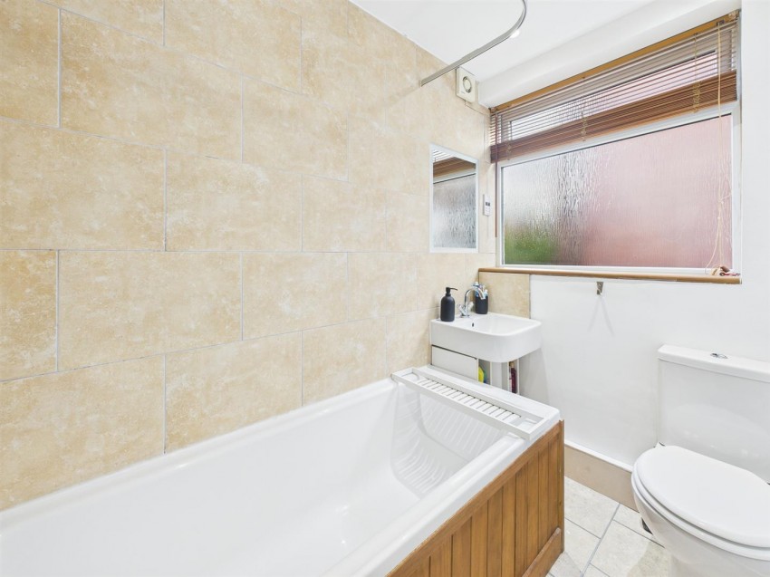 Images for Horsbere Road, Hucclecote, Gloucester