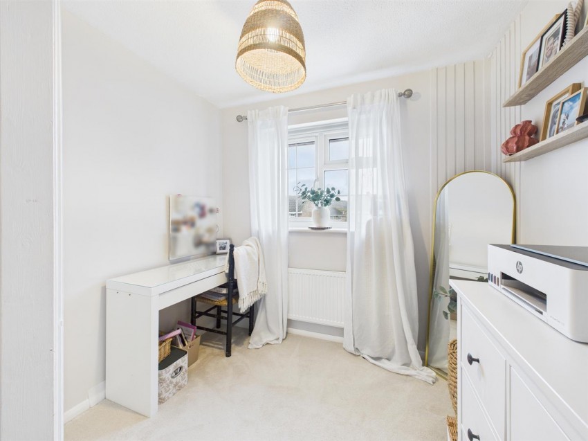 Images for Thrush Close, Abbeydale, Gloucester