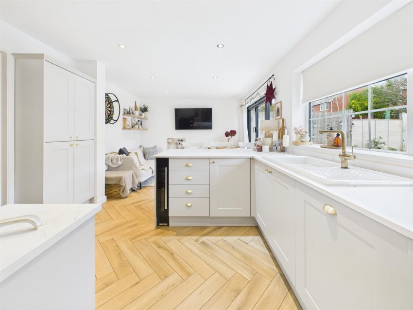 Images for Thrush Close, Abbeydale, Gloucester