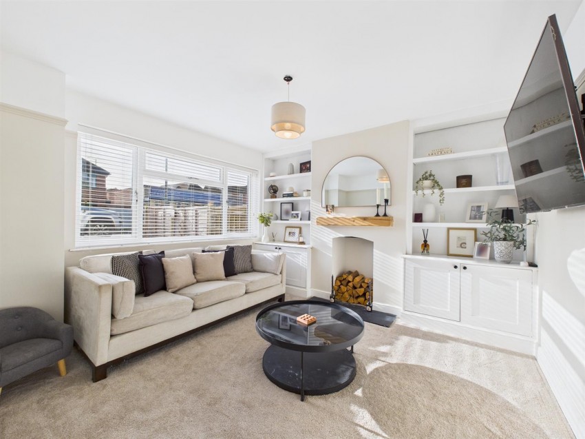 Images for Dinglewell, Hucclecote, Gloucester