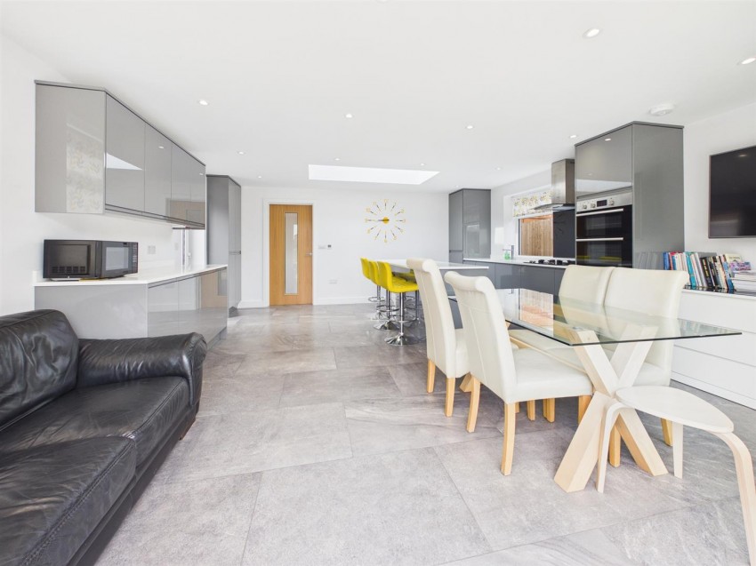 Images for Brookfield Lane, Churchdown, Gloucester