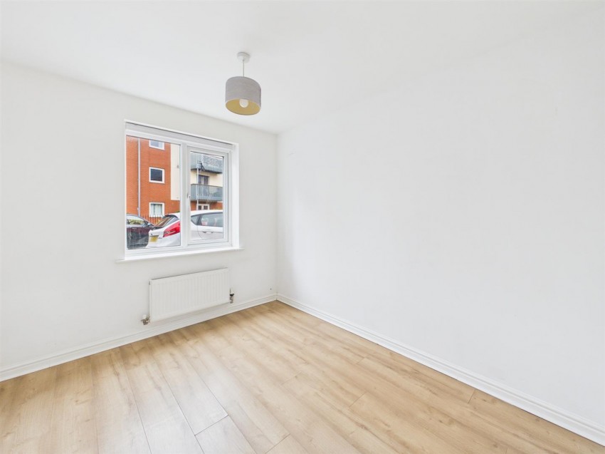 Images for Longhorn Avenue, Gloucester