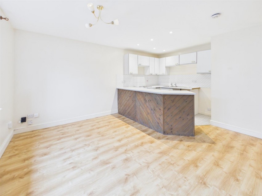 Images for Lysons Avenue, Gloucester