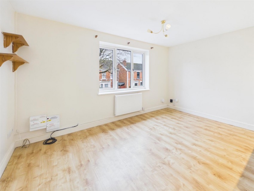 Images for Lysons Avenue, Gloucester