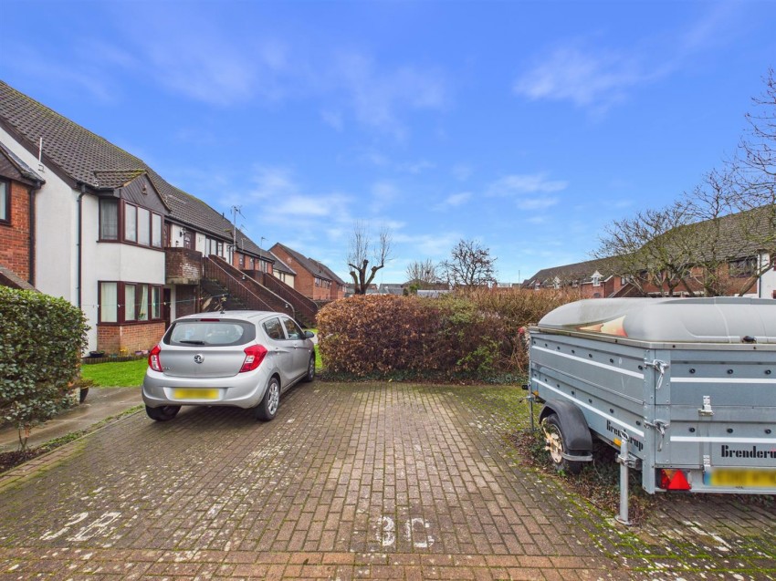 Images for Lysons Avenue, Gloucester