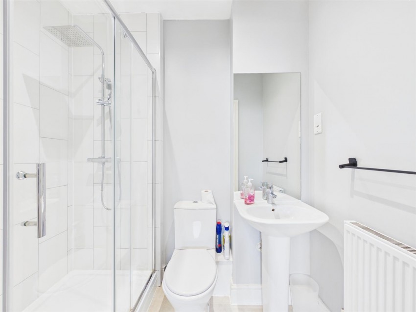 Images for Gauntlet Road, Brockworth, Gloucester